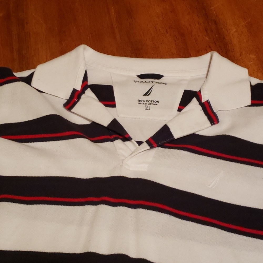 Short sleeve Nautica shirt